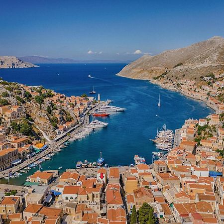 Townhall Apartment Symi Exterior foto