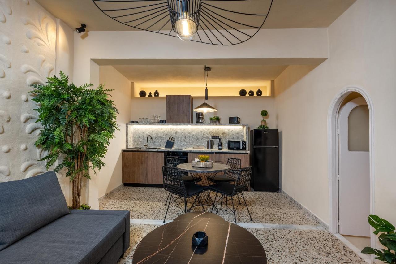 Townhall Apartment Symi Exterior foto