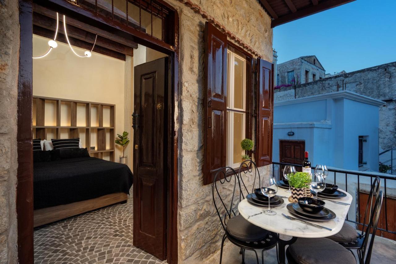 Townhall Apartment Symi Exterior foto